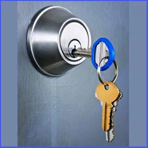 Miami Super Locksmith Miami, FL 305-894-9389 - 4-residential-lockout